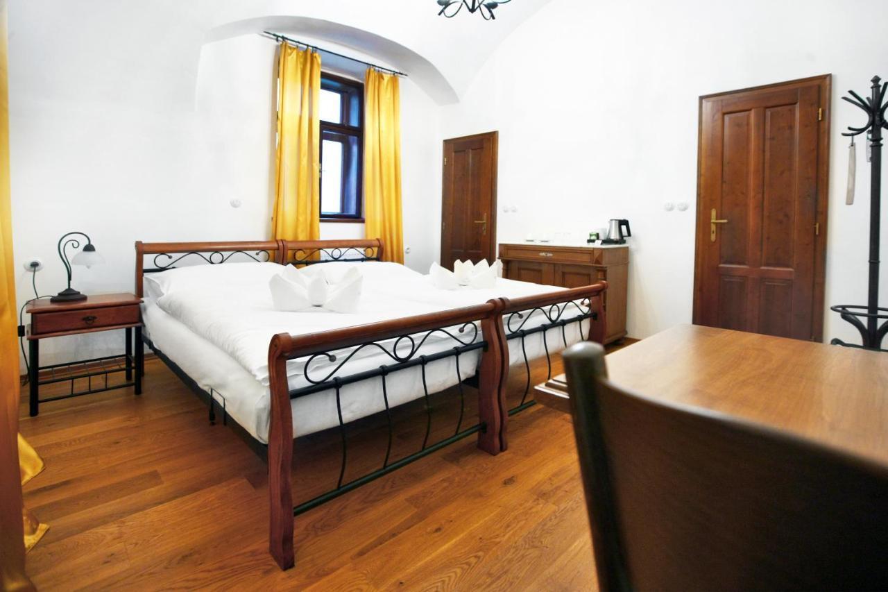 Royal Pension Olomouc Ngoại thất bức ảnh