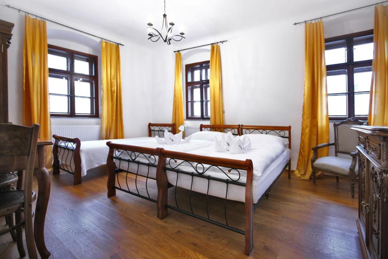 Royal Pension Olomouc Ngoại thất bức ảnh